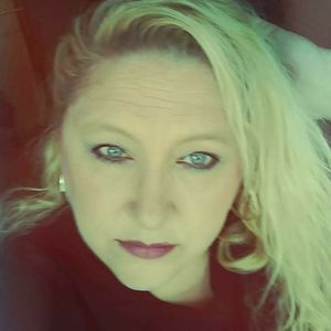 Meet your Posher, Lala